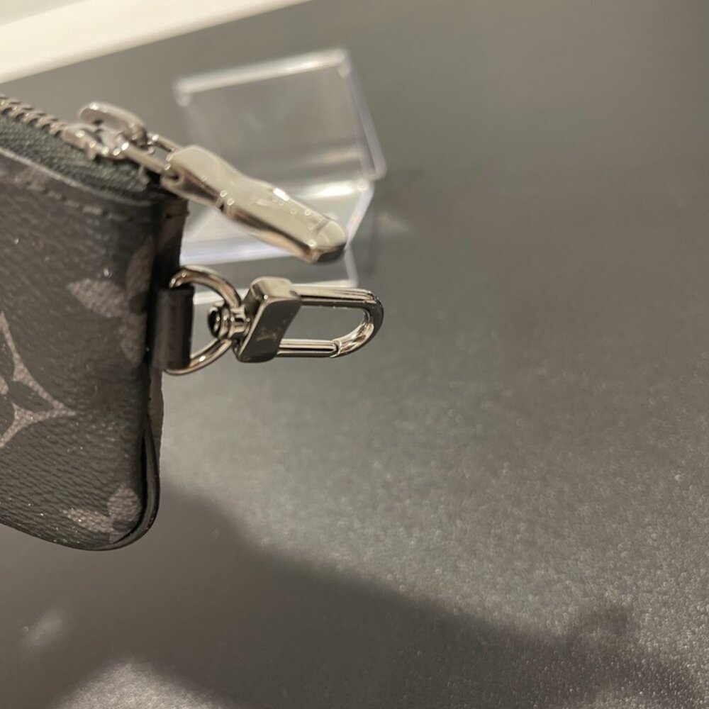 Louis Vuitton Reverse Monogram Eclipse Key Pouch (JB1121) - Picture 4 of 6